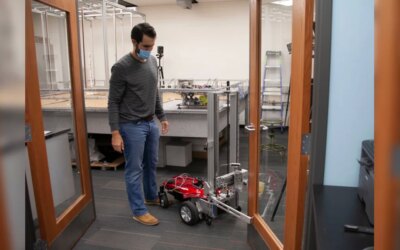 ¿Cómo le enseñas a un robot a abrir puertas por sí mismo?