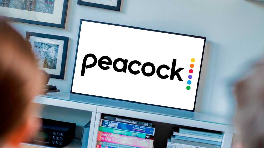 La forma furtiva de obtener una prueba gratuita de Peacock Logo de Peacock en una TV